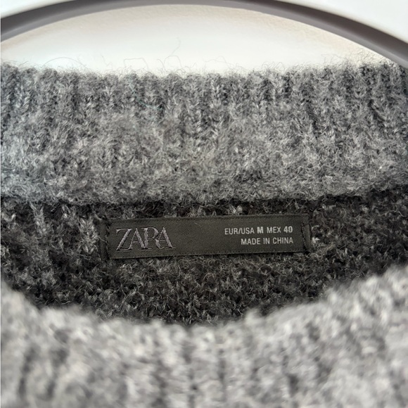 Brushed Jacquard Jumper - Men’s Medium - Picture 3 of 3